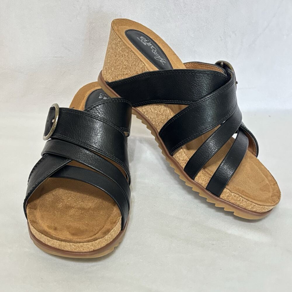 Euro Soft Teddie Black Wedge Sandals Women's US 8 M Criss Cross Buckle NWOT